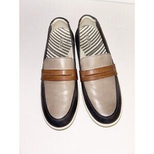 Taos Upward Sneaker Women’s 8.5